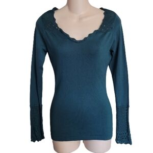 Venus Teal Blue V-Neck Crochet Accent Long Sleeve Top Size Women's XS